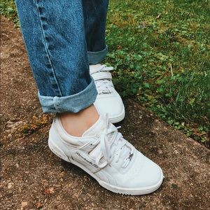 Vintage Reebok sneakers